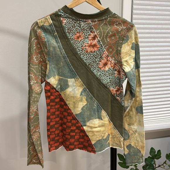 We The Free Weekday Night Tee - Picture 2 of 6